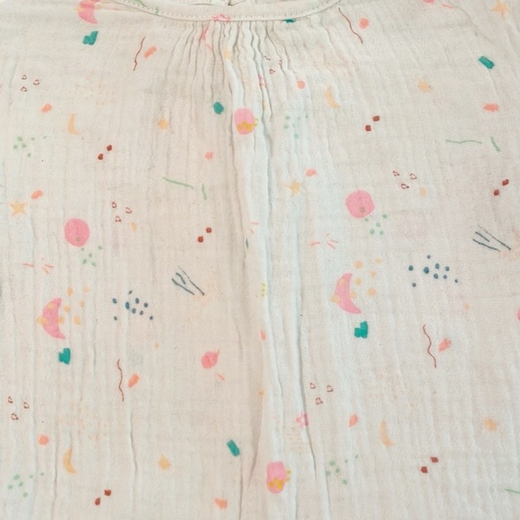 Zara 9-12m flutter sleeve‎ top - Picture 4 of 4
